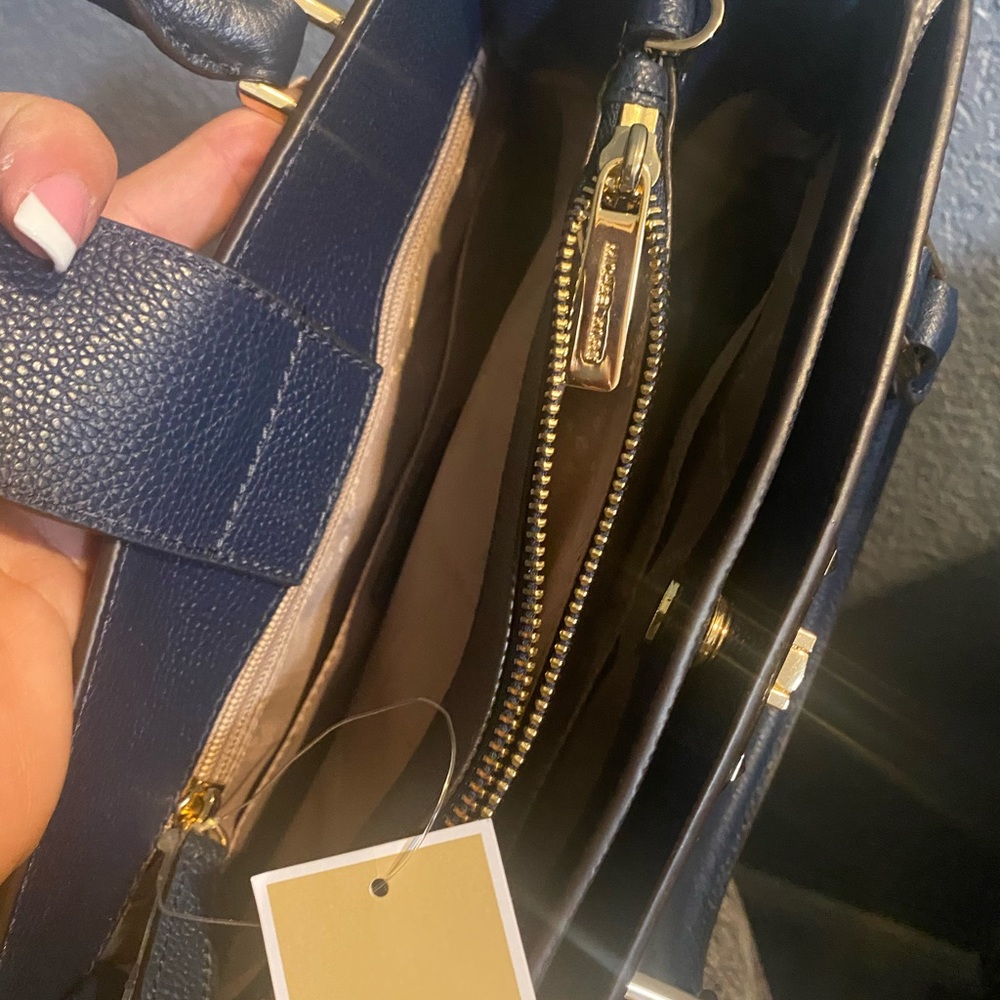 Michael Kors Kinsley Navy/OpticWhite - Picture 4 of 8